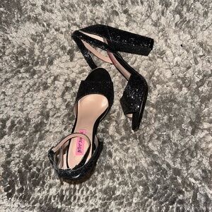 Betsey Johnson Black/Purple Glitter Heels